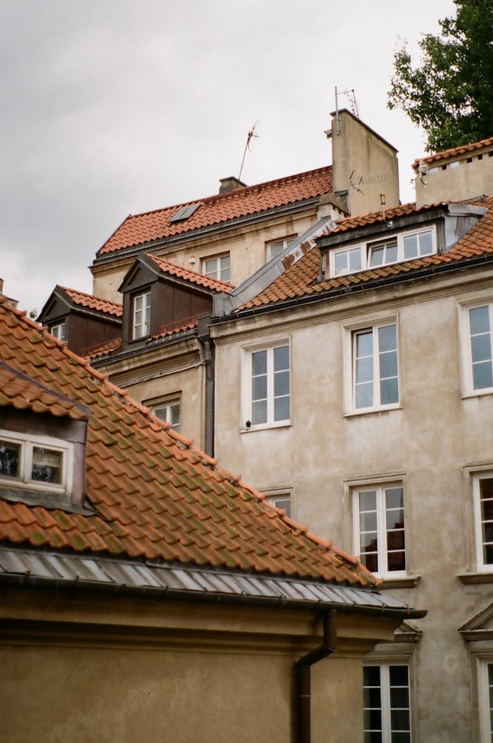 A view of a building with red roofs